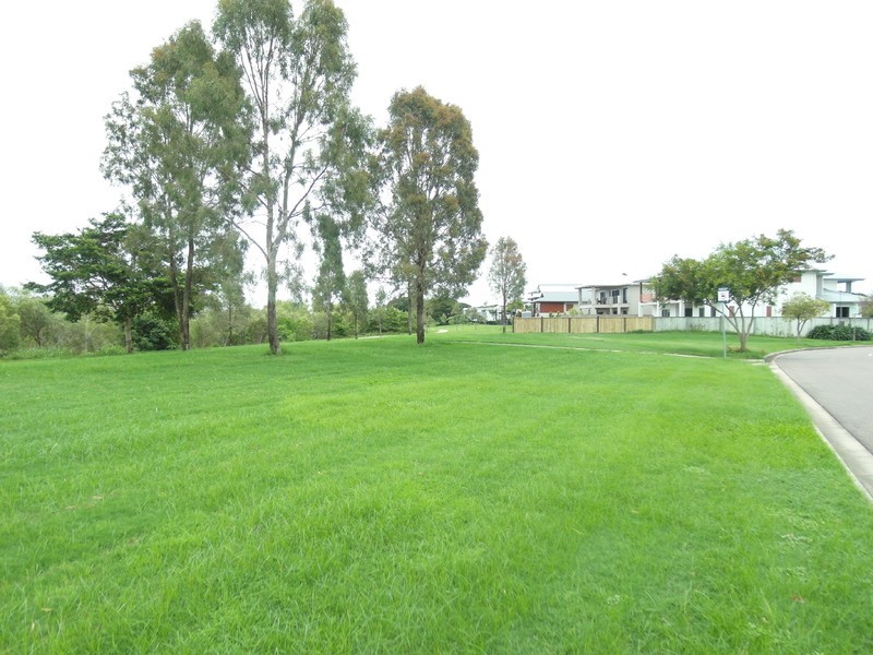 69 River Boulevard, Idalia QLD 4811