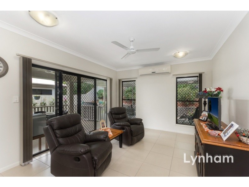 23 Hillock Crescent, Bushland Beach QLD 4818