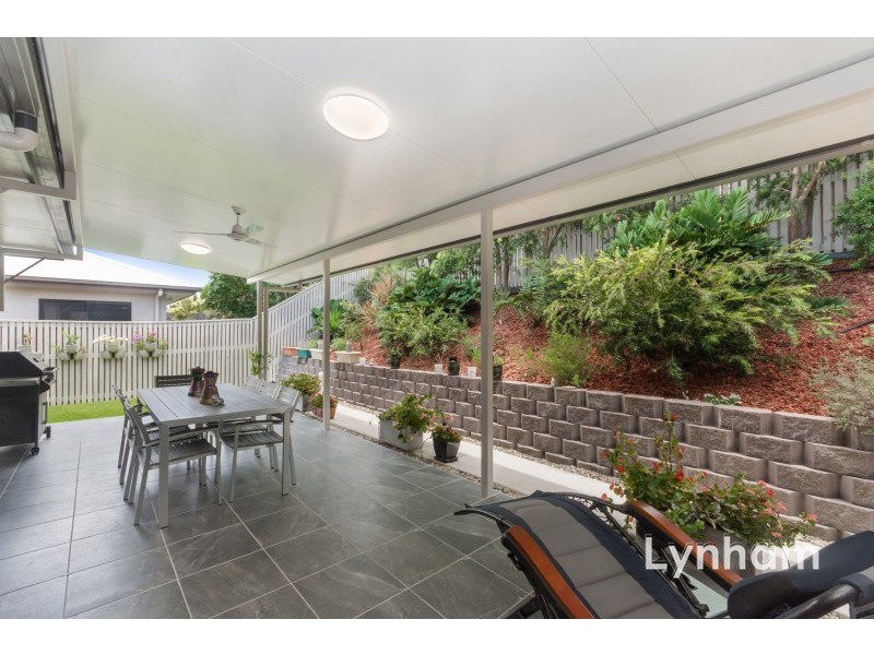 23 Hillock Crescent, Bushland Beach QLD 4818