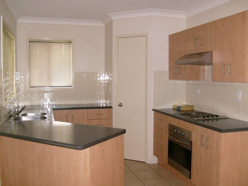 27 Janelle Street, Kelso QLD 4815