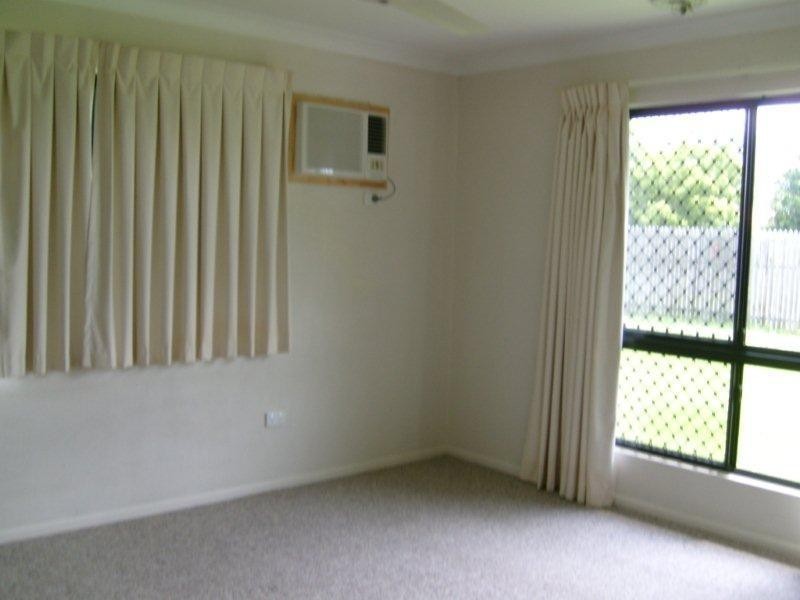 27 Janelle Street, Kelso QLD 4815