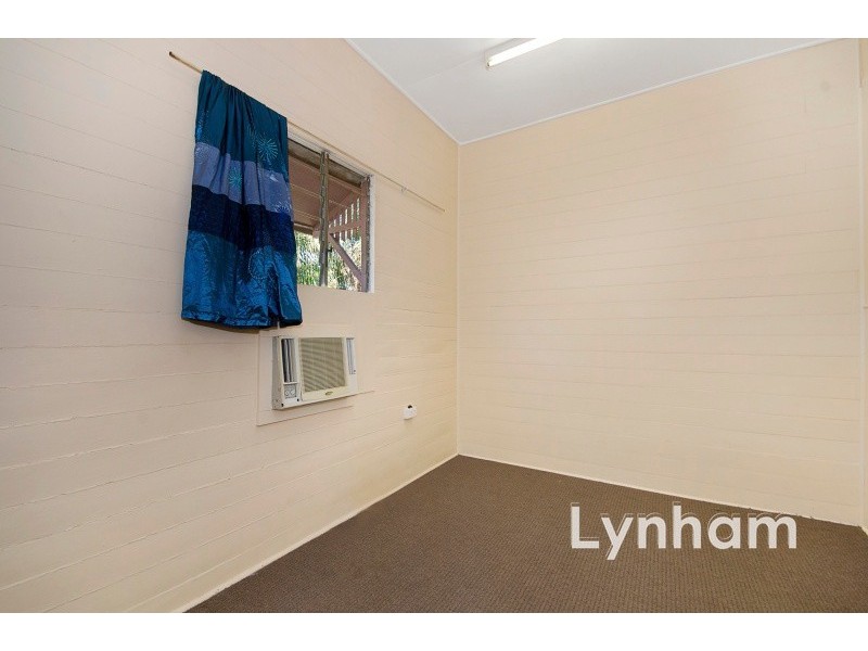 989 Riverway drive, Rasmussen QLD 4815