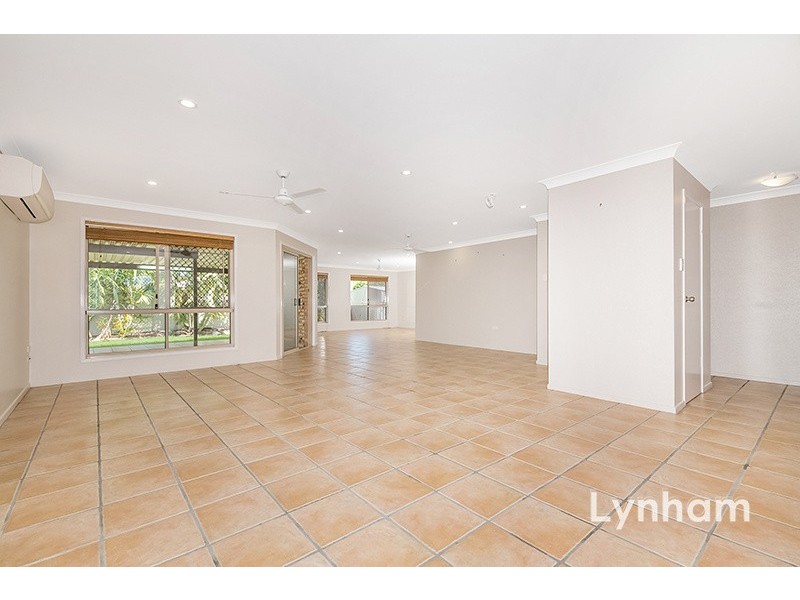 12 Fielding Way, Kirwan QLD 4817