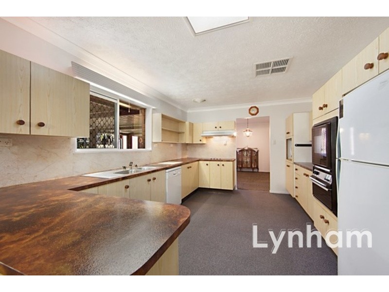 22 Ives Street, Kirwan QLD 4817