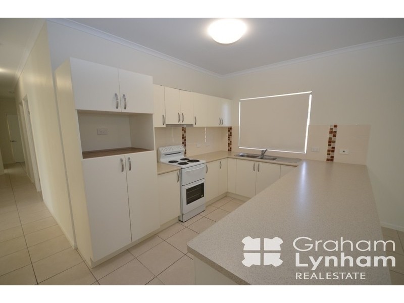 12 Rodeo Drive, Mount Louisa QLD 4814