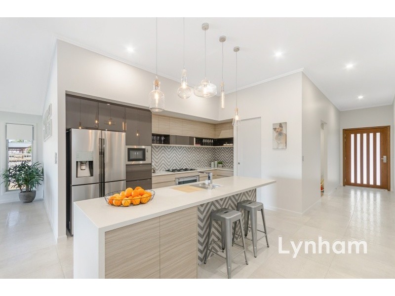 36 Eden Park Drive, Jensen QLD 4818