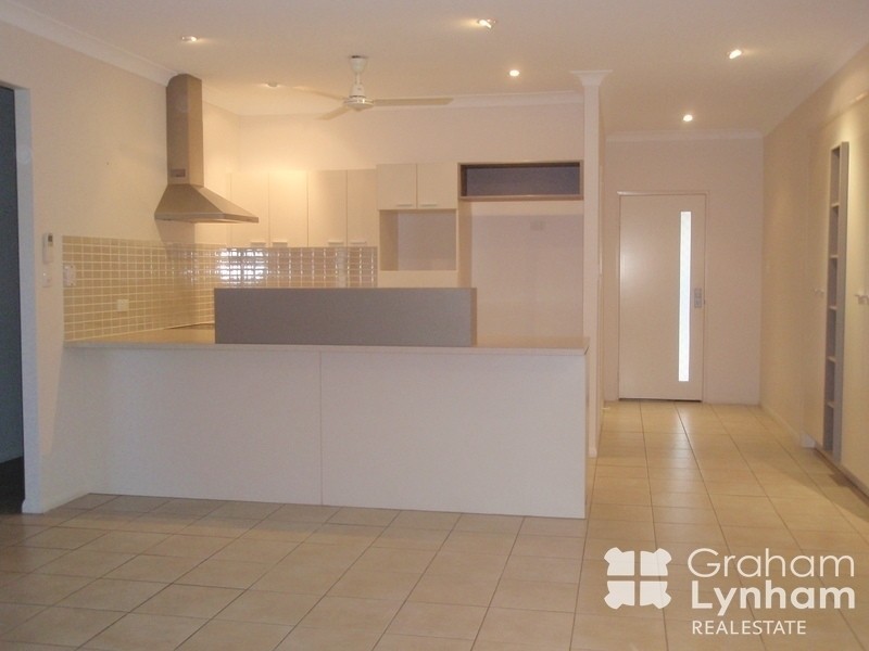 7/34 Golf Links Drive, Kirwan QLD 4817