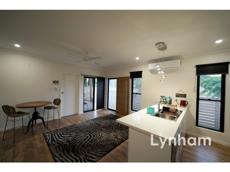 30 Holyoak Avenue, Oonoonba QLD 4811