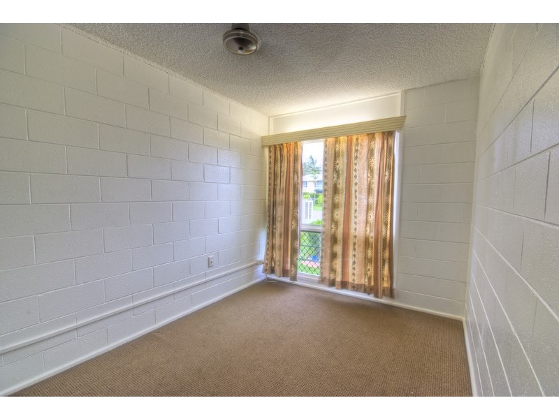 3/98 The Strand, North Ward QLD 4810