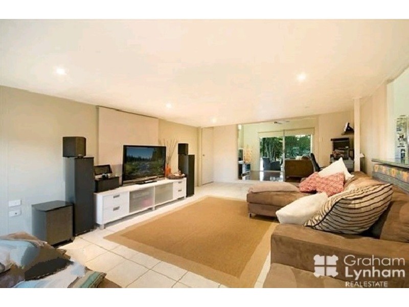 5 Arunta Street, Cranbrook QLD 4814