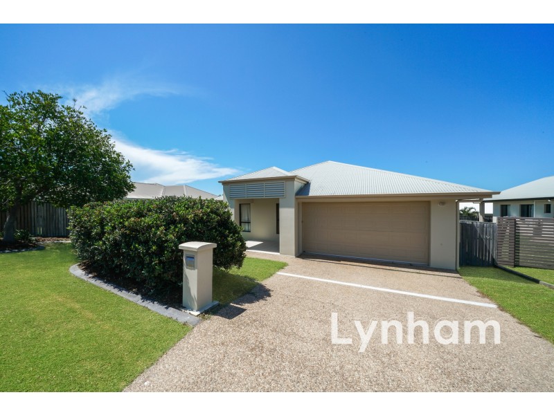 10 Cassidy Street, Bushland Beach QLD 4818