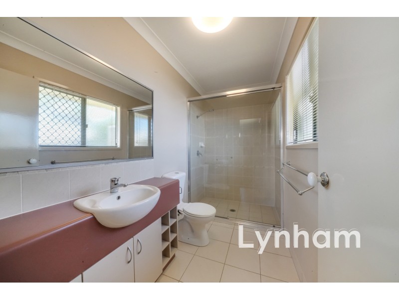 10 Cassidy Street, Bushland Beach QLD 4818