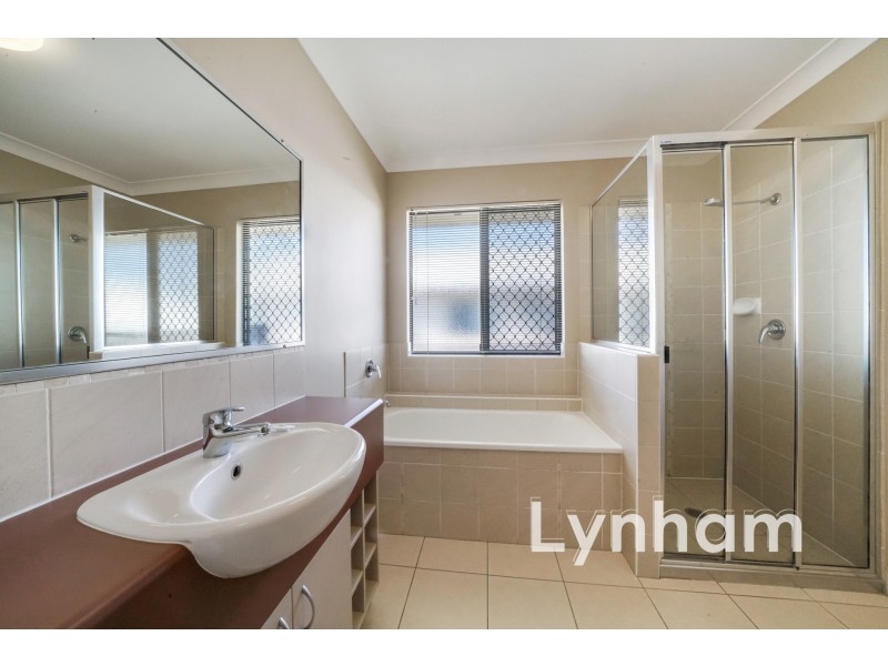 10 Cassidy Street, Bushland Beach QLD 4818