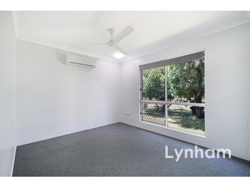 27 Amber Avenue, Rasmussen QLD 4815