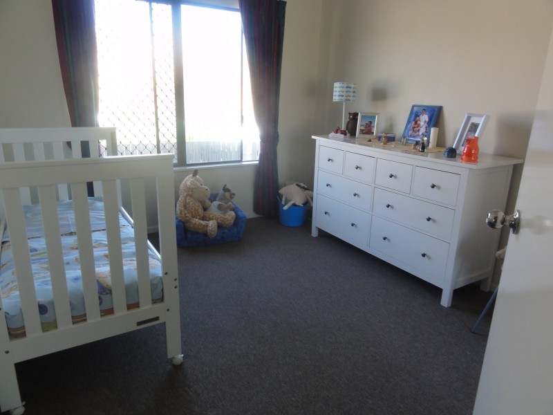 26 Lockyer Place, Mount Louisa QLD 4814