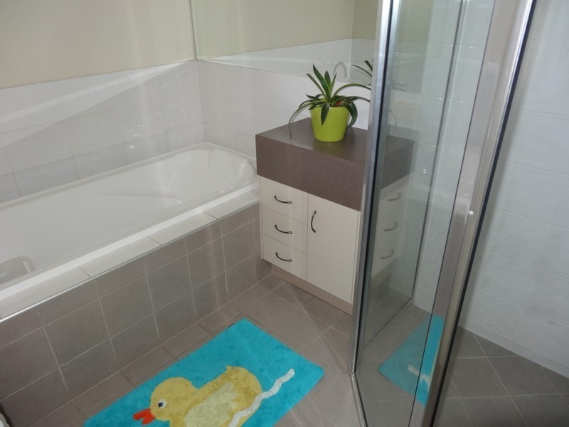 26 Lockyer Place, Mount Louisa QLD 4814