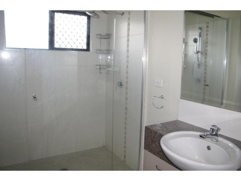 26 Lockyer Place, Mount Louisa QLD 4814