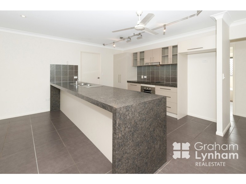 4 Cassidy Street, Bushland Beach QLD 4818