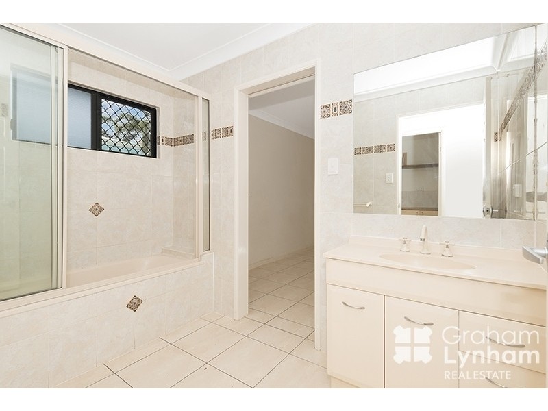 26A Koinonia Court, Rasmussen QLD 4815