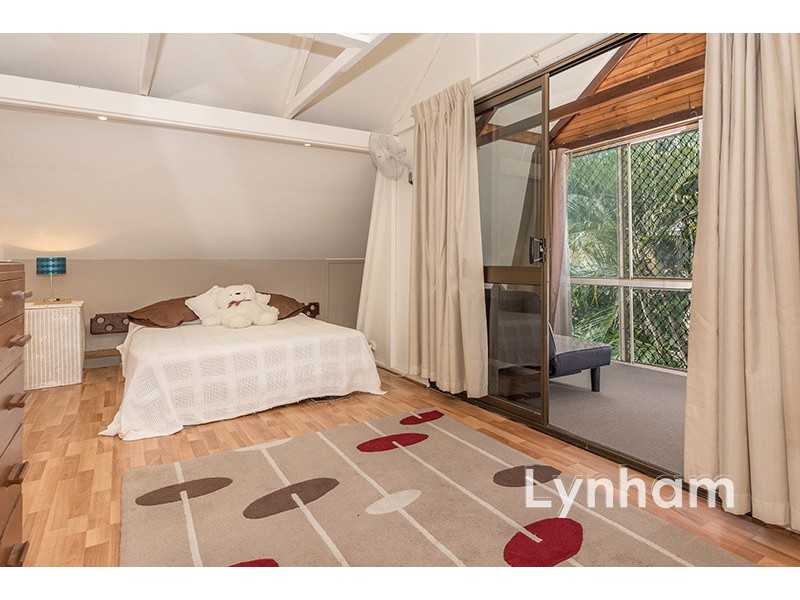 10 Viles Street, Rosslea QLD 4812