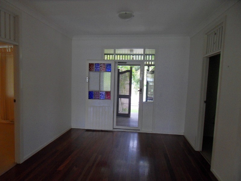 47 Hughes Street, Hermit Park QLD 4812