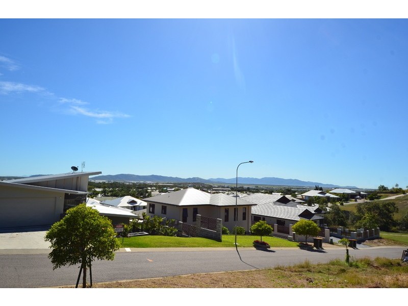 Lot 568/13 to 15 Mont Blanc Place, Mount Louisa QLD 4814