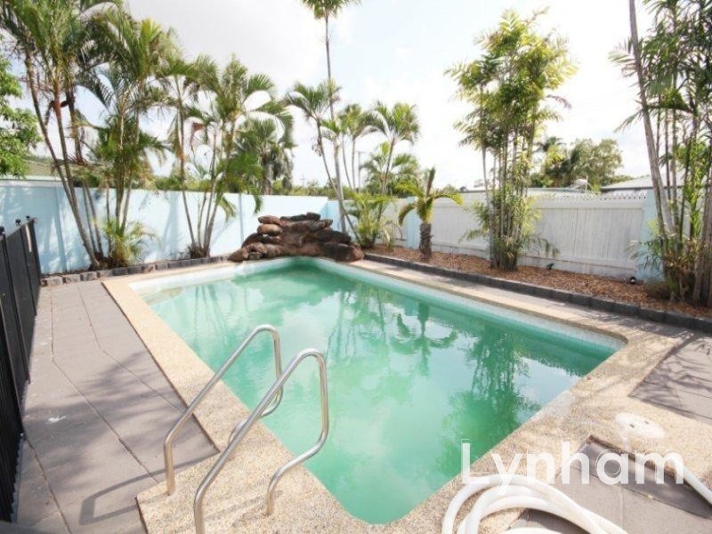 2 Gill Street, Kirwan QLD 4817