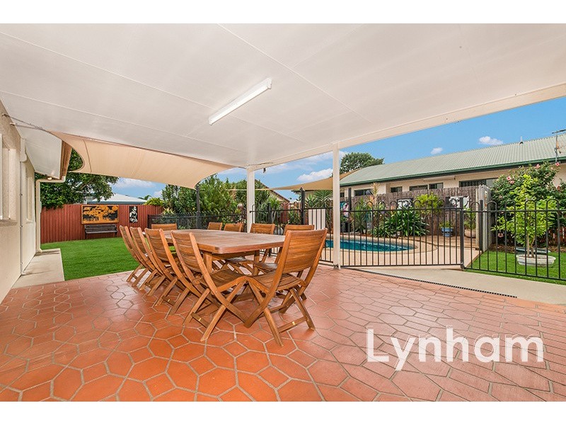 19 Young Circuit, Kirwan QLD 4817