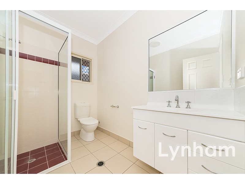 1 Chichester Avenue, Kirwan QLD 4817