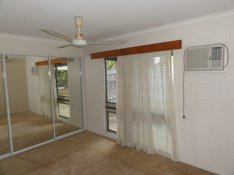 17 Malbon Road, Kirwan QLD 4817