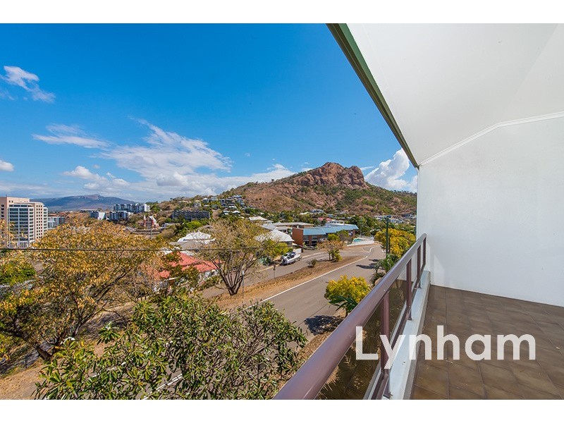 27/15 Hale Street, North Ward QLD 4810