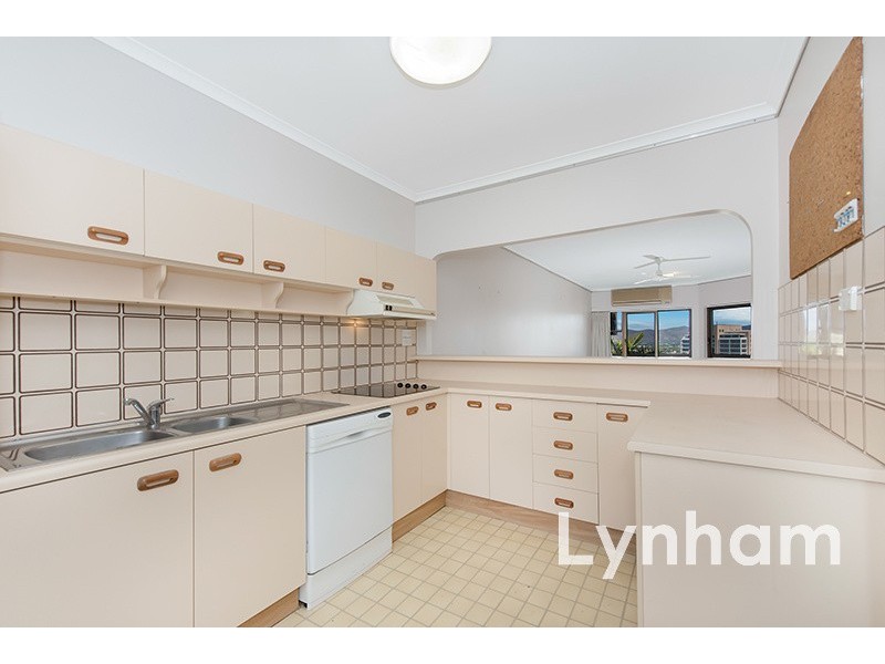 27/15 Hale Street, North Ward QLD 4810