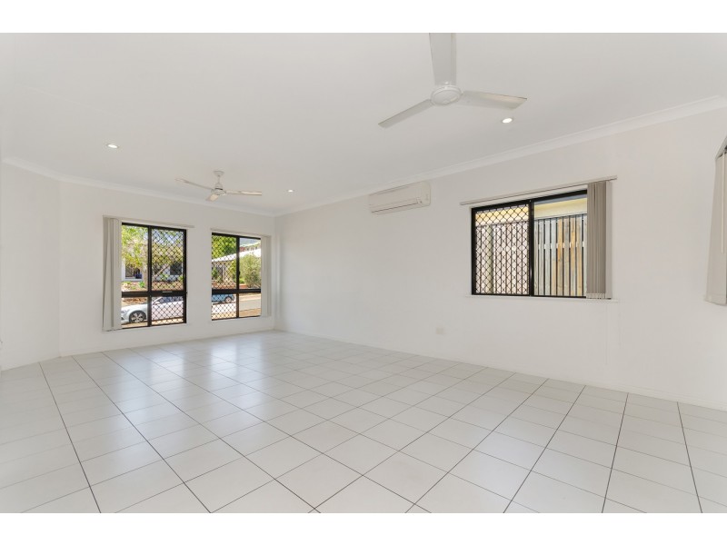 22 Klewarra, Douglas QLD 4814