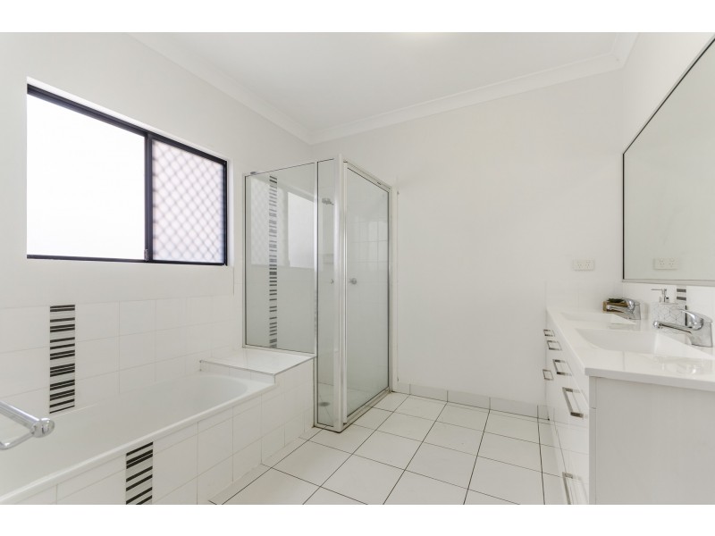 22 Klewarra, Douglas QLD 4814