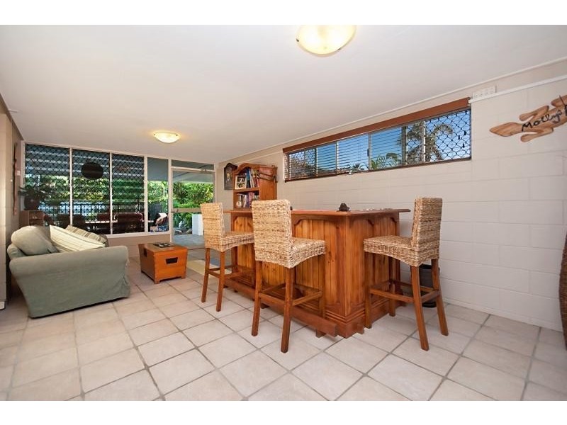 67 Dyer Street, Pallarenda QLD 4810