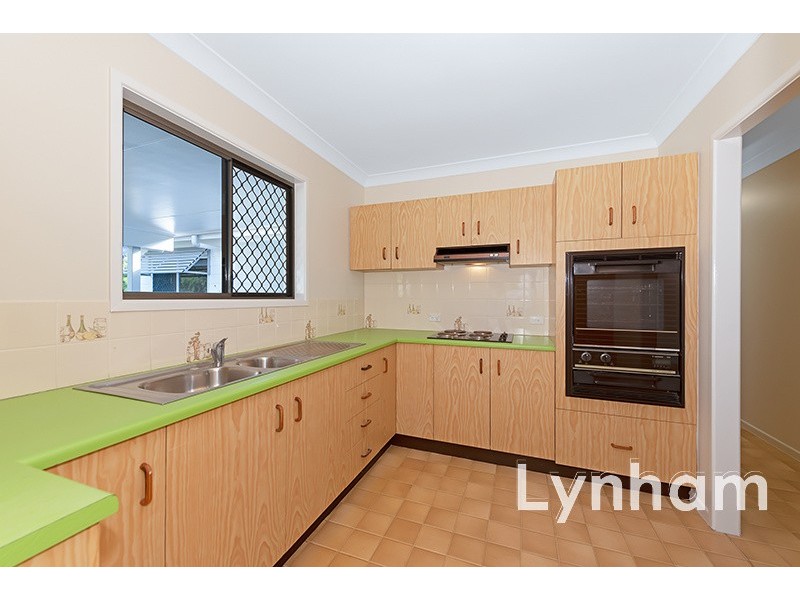 52 Whitsunday Drive, Kirwan QLD 4817