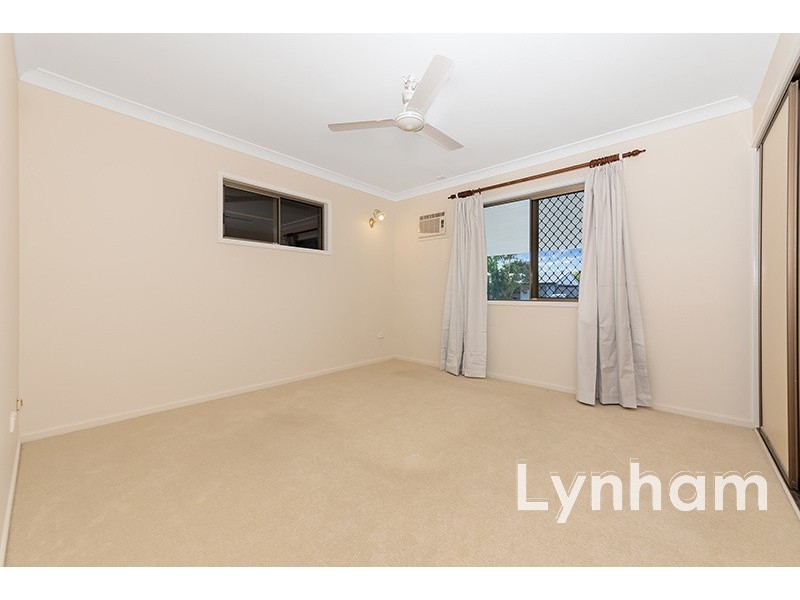 52 Whitsunday Drive, Kirwan QLD 4817