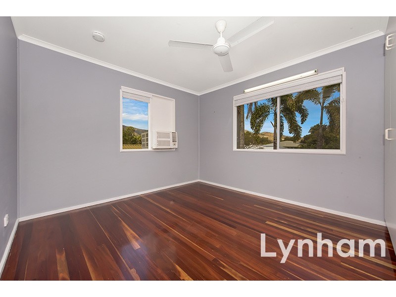 10 Lara Street, Cranbrook QLD 4814