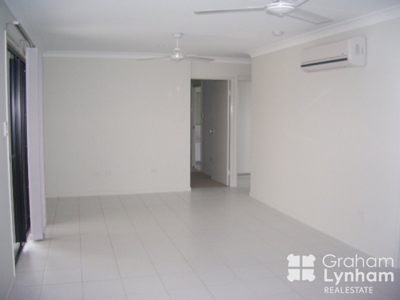 25 Tipperary Street, Mount Low QLD 4818