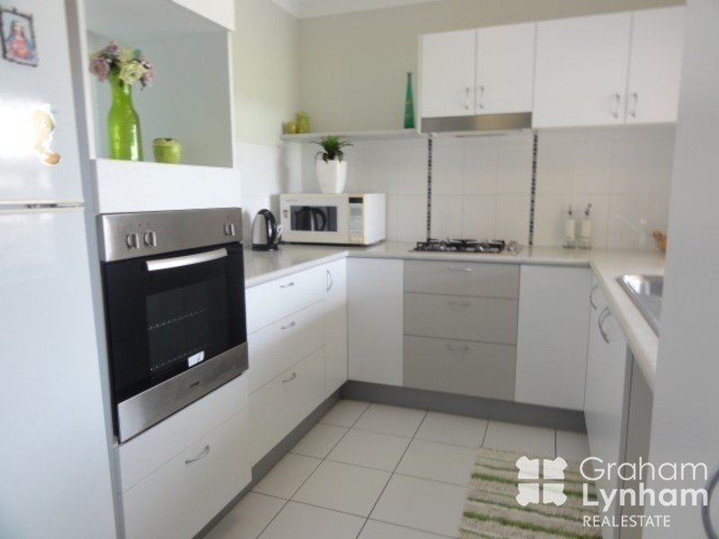 25 Tipperary Street, Mount Low QLD 4818