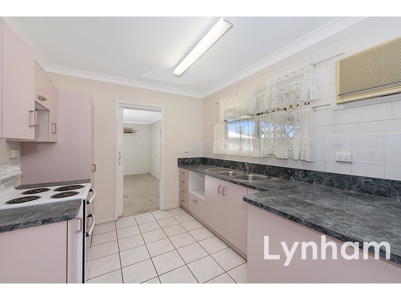 30 Barnett Street, Mount Louisa QLD 4814