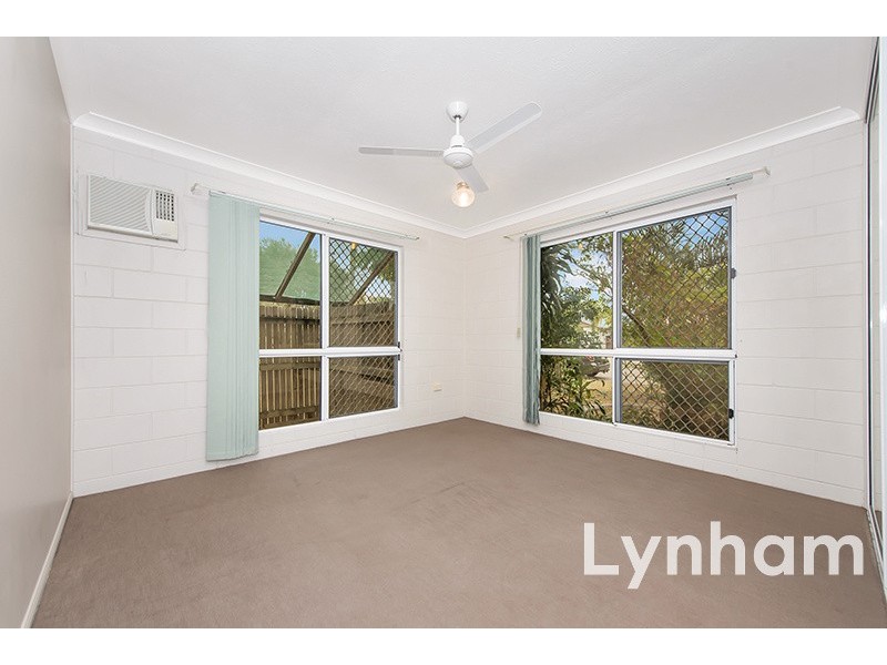 30 Barnett Street, Mount Louisa QLD 4814