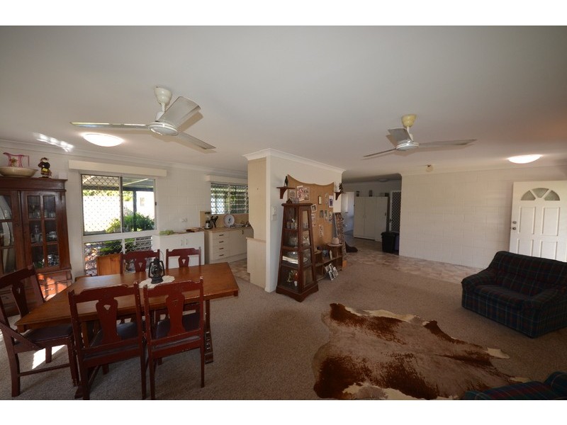 22  Warland Street, Kirwan QLD 4817