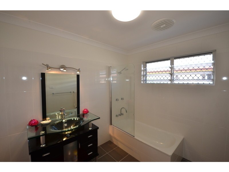 22  Warland Street, Kirwan QLD 4817