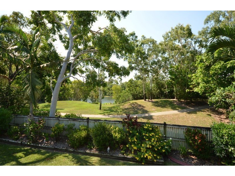 11 Yale Close, Douglas QLD 4814