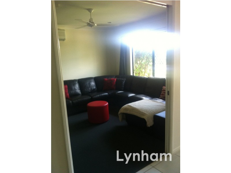 10 Anchorage Circuit, Bushland Beach QLD 4818