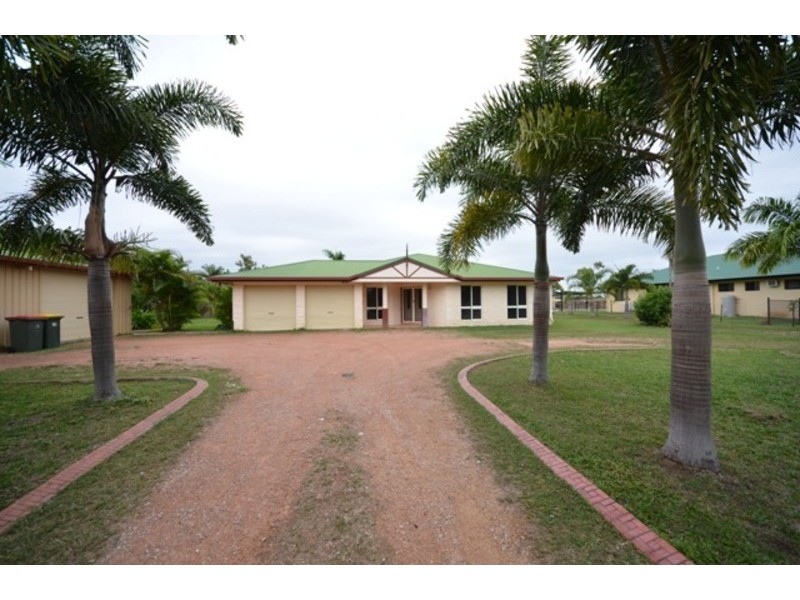 13 Dartmoor Drive, Kelso QLD 4815