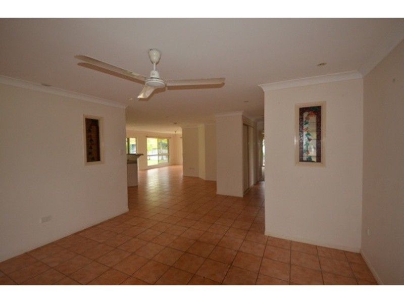 13 Dartmoor Drive, Kelso QLD 4815