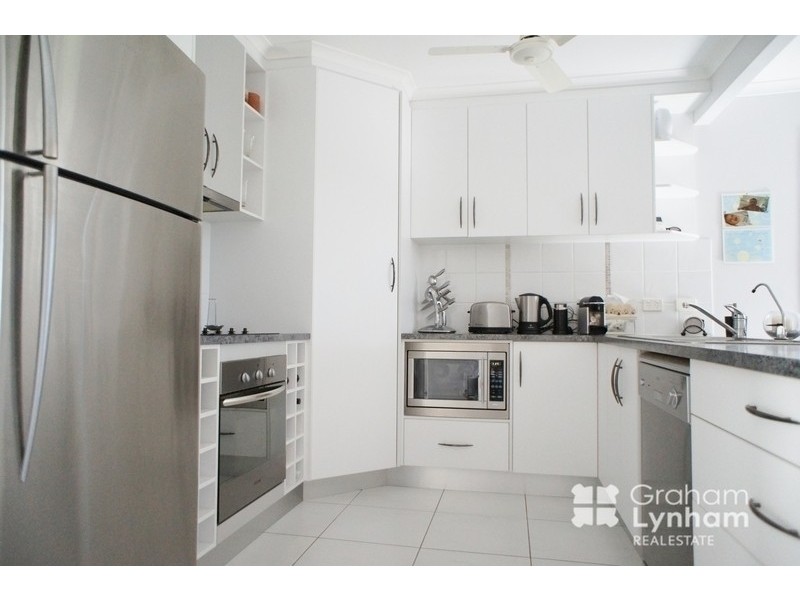 41 Zoe Court, Mount Louisa QLD 4814