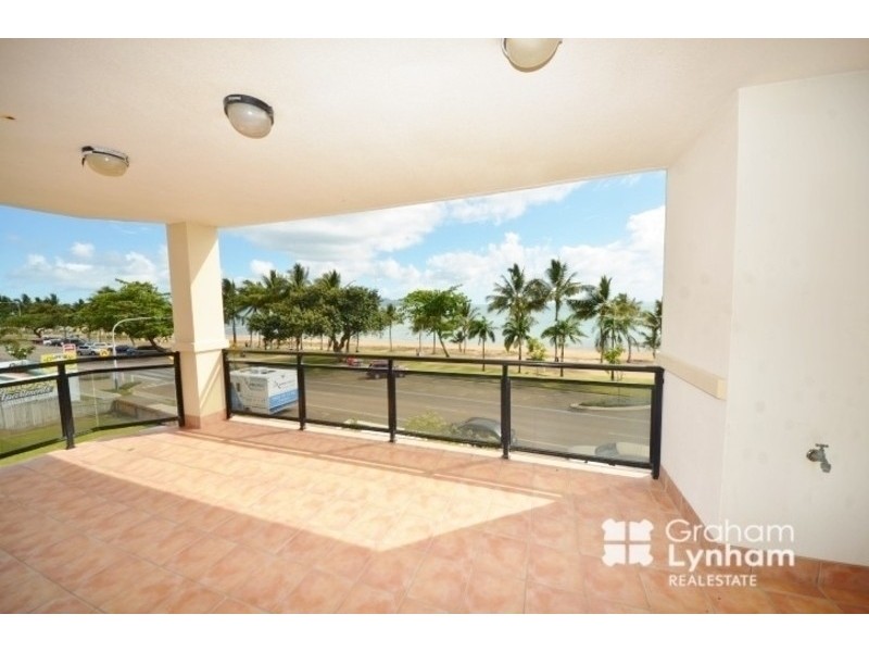 4/103 The Strand, North Ward QLD 4810